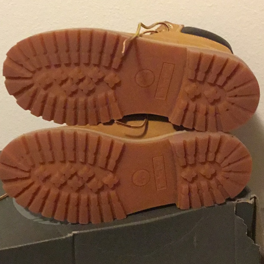 Timberland - Picture 3 of 3